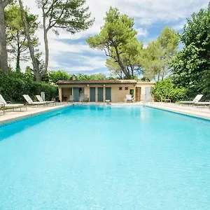 Hotel De Domaine Du Deves